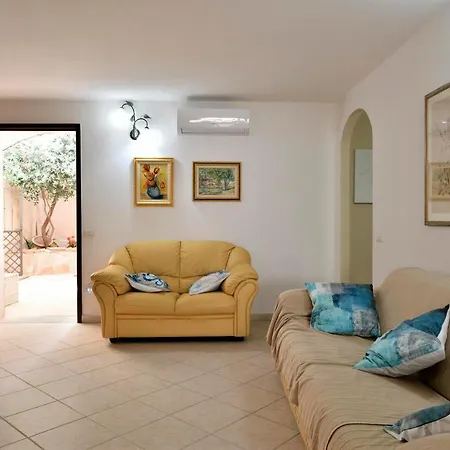 Casamare A 2 Passi Dalla Spiaggia Holiday home *
